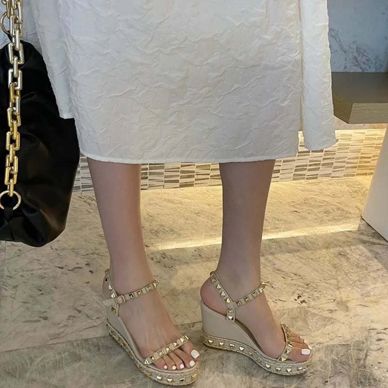 Poppy-Luxury Comfort Sandals