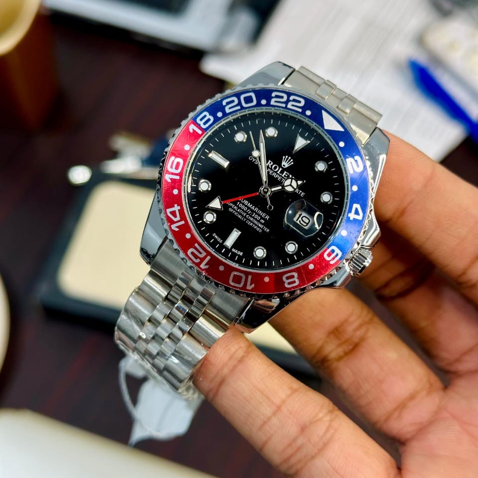 Luxury Gold & Silver Analog Wrist Watch for Men | Elegant Stainless Steel Fashion Watch | Stylish Everyday Quartz Timepiece