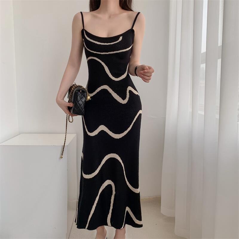 Summer Breeze: New Suspender Knitted Mid-Length Dress with Wave Pattern