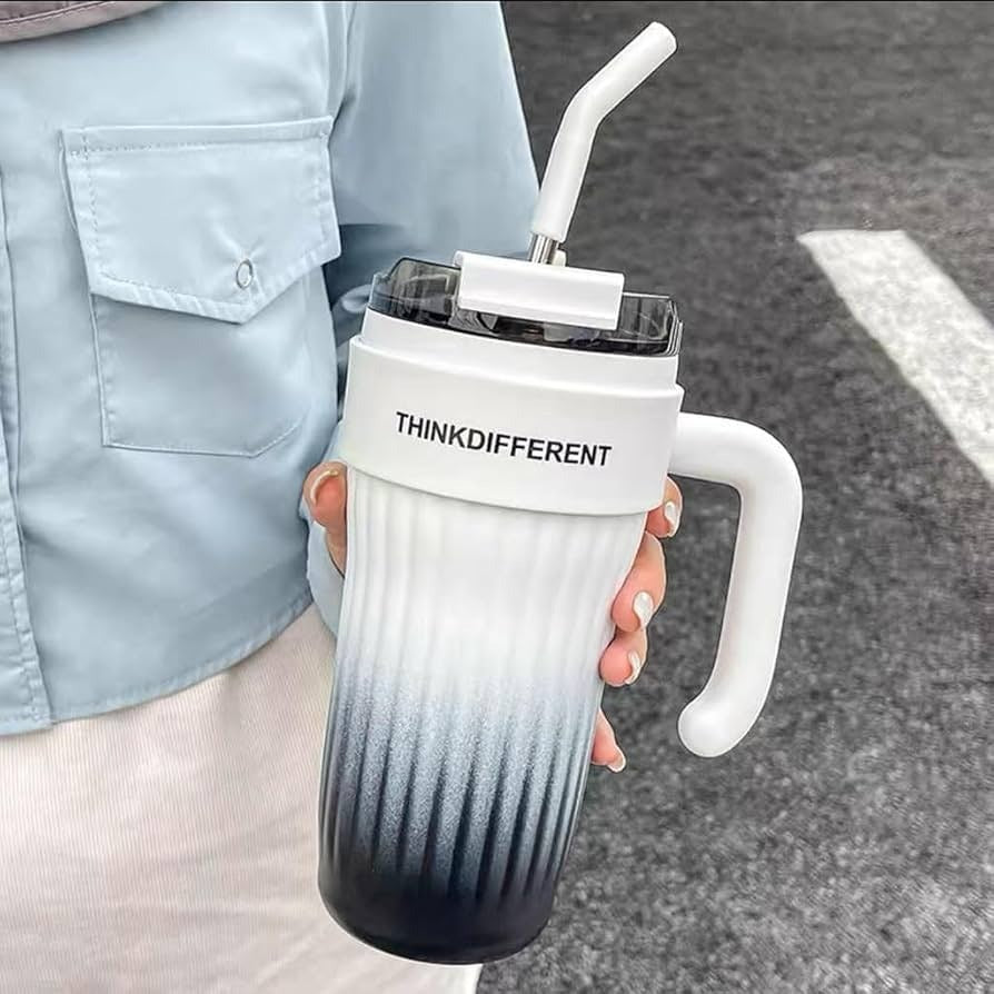 780ml Stainless Steel Tumbler | Vacuum Insulated Travel Mug | Random Color