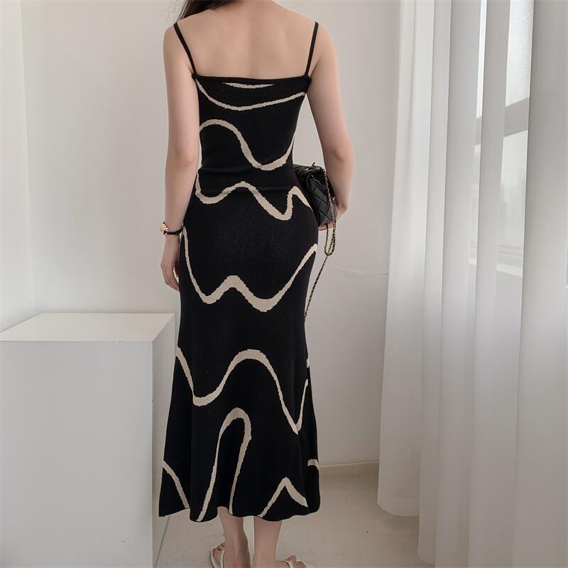 Summer Breeze: New Suspender Knitted Mid-Length Dress with Wave Pattern